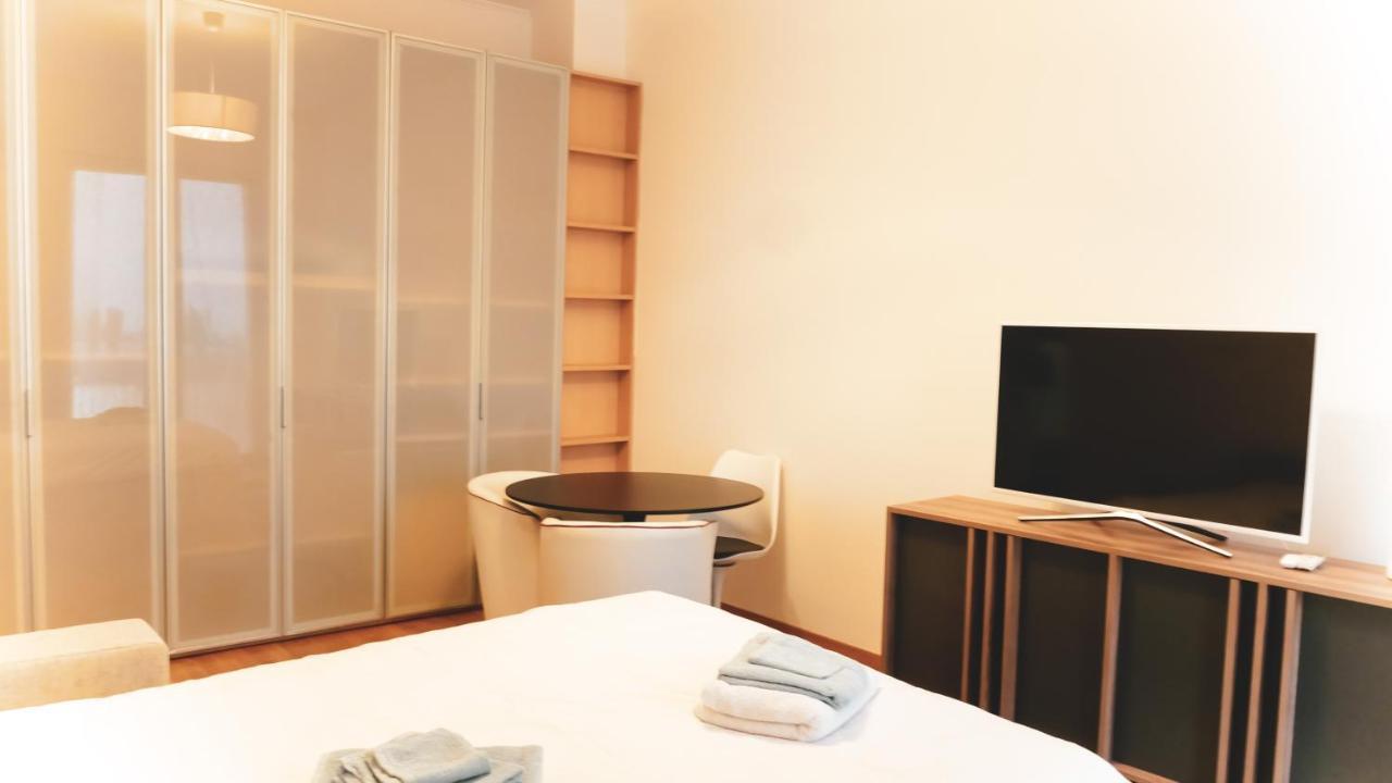 Domusmi Emanuele Filiberto-4 Apartman Milánó Kültér fotó
