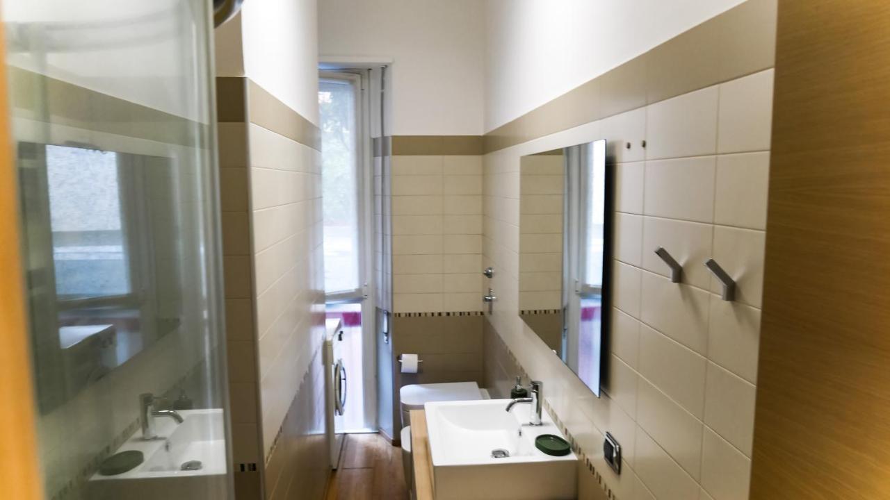Domusmi Emanuele Filiberto-4 Apartman Milánó Kültér fotó